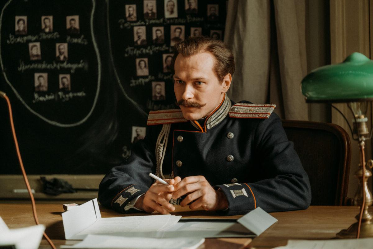 Хроники русской революции